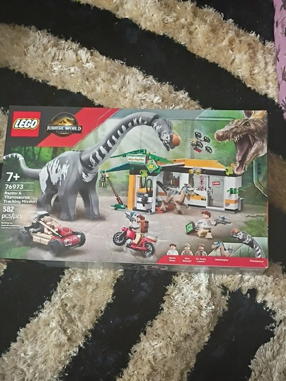 LEGO Jurassic World 76973 Raptor & Titanosaurus Tracking Mission